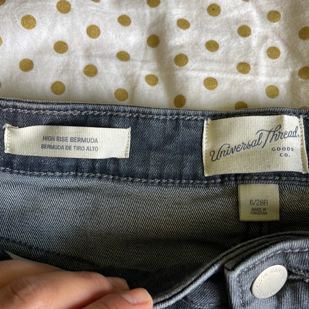 Target Bermuda Shorts - Picture 2 of 4